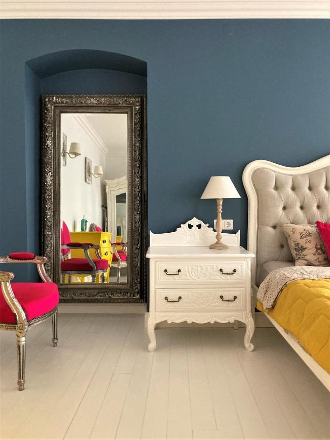 Shabby Chic - Apartment In The Heart Of Vilnius Old Town VNO Exterior foto